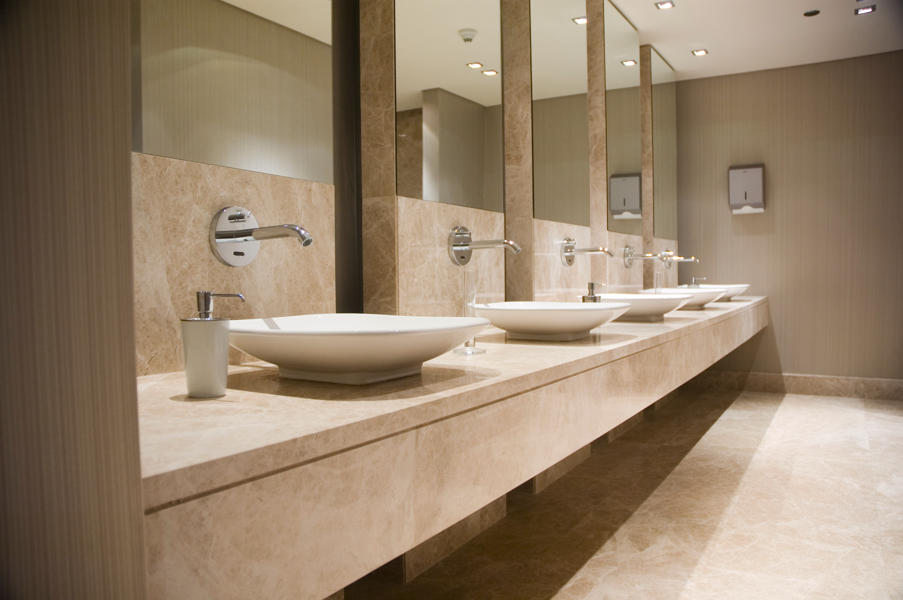 Choosing a Shower Screen: Framed, Semi-Frameless or Frameless?